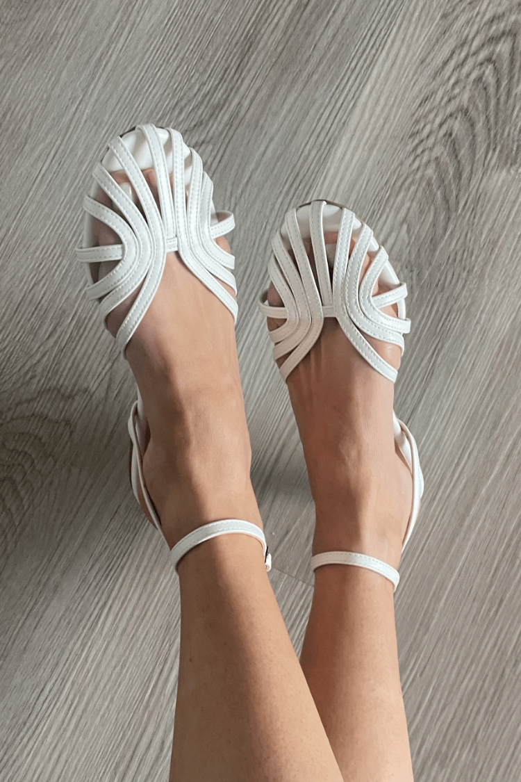 Gia - Sandalias Doradas Joya