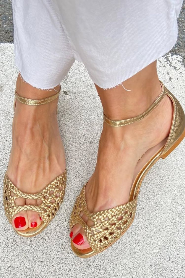 Jolina - Sandalias Doradas Tejidas