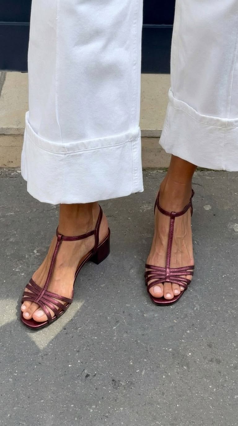 Marisa - Sandalias Doradas Elegancia Diaria