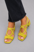 Lyka - Sandalias Vibrantes de Verano
