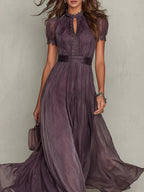 VESTIDO LARGO MORADO CON ESCOTE EN FORMA DE LÁGRIMA