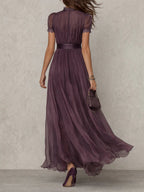 VESTIDO LARGO MORADO CON ESCOTE EN FORMA DE LÁGRIMA