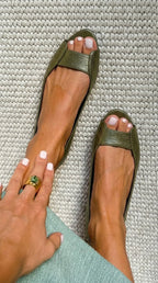 Naya - Sandalias Doradas Chic y Cómodas