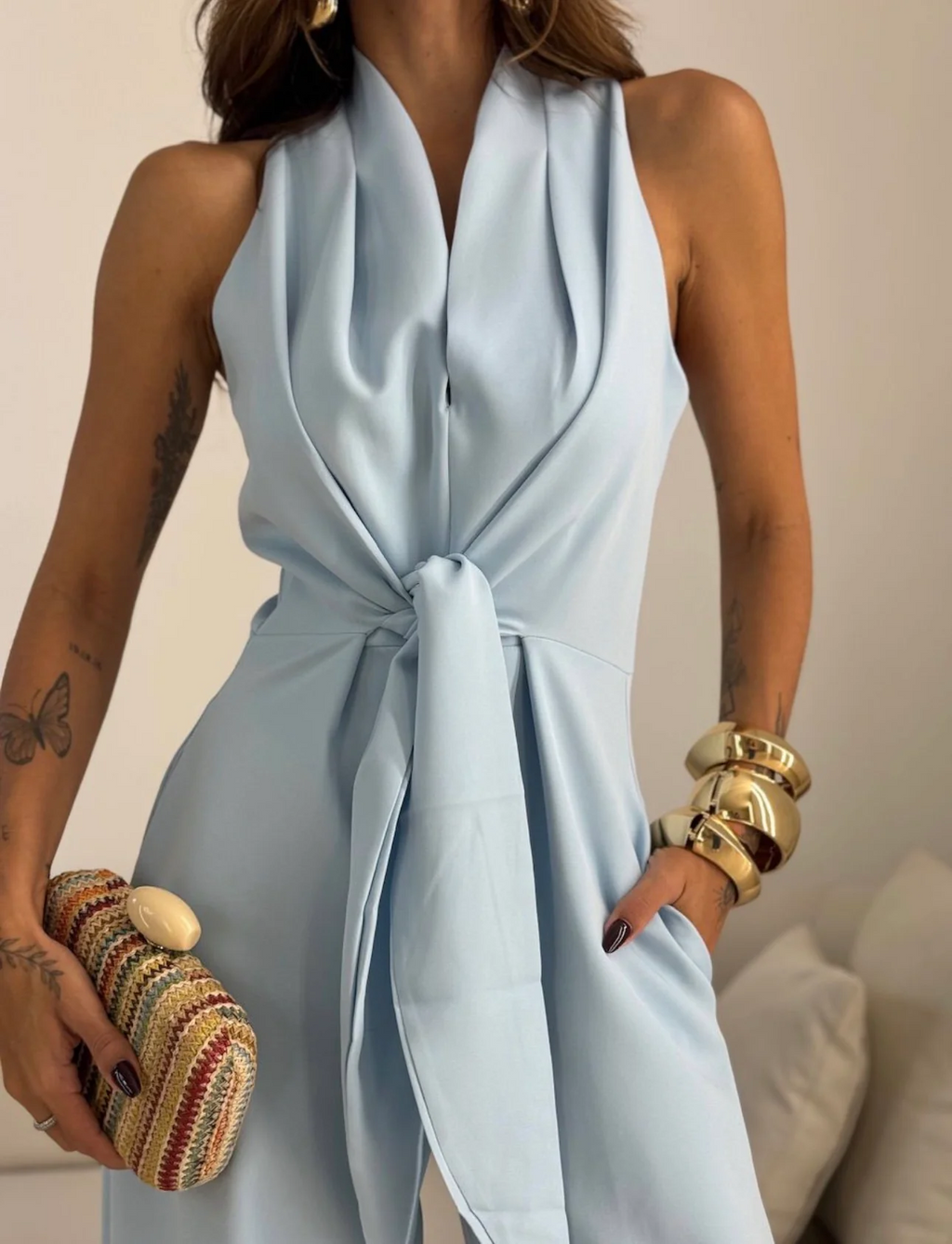Valentina | Mono Halter con lazo frontal y corte de Pierna Ancha palazzo