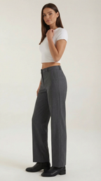 Pantalon Plisado Recto Dorothy