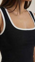 Top Hilary con escote en forma de cuadrado