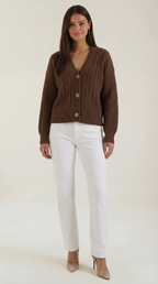 Suéter Oversize 'Janet' con Diseño de Trenzas